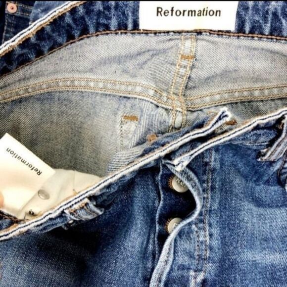 REFORMATION Winona Mid/High Rise Button Fly Distressed Knees Jeans Sz 28 - Picture 7 of 7